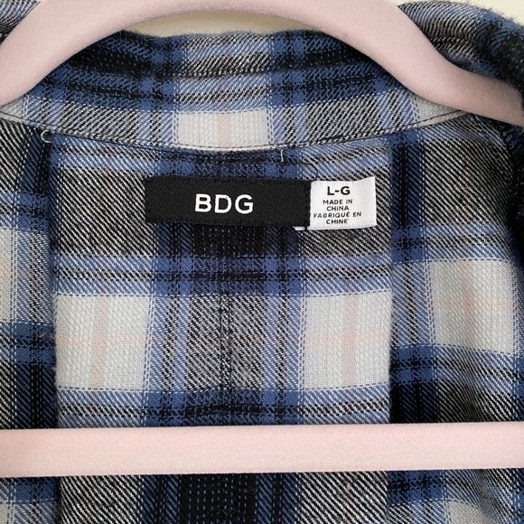 Urban Outfitters Tie Front Flannel Top - Picture 4 of 4